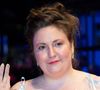 "Grâce à ces années passées dans la section des commentaires, les changements de ma forme humaine - vieillissement, maladie, éraflures et cicatrices - ne m'ont pas ébranlée comme ils auraient pu l'être", explique Lena Dunham.
