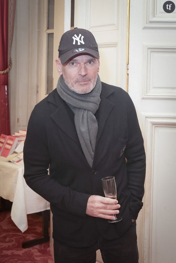 "Quand je dis ça, Thierry [Ardisson] déteste parce qu’il dit qu’il ne faut jamais s’excuser, moi je pense qu’il faut s’excuser quand on fait des erreurs. C'était le reflet d’une époque où on était plus sexistes, machistes et cons"