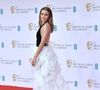 "Elle a l'air pétrifié"
Sur les photos, Emma Watson affiche une expression distante, et parait mal à l’aise. En 2025, cette photo prend une toute autre dimension : elle devient le symbole d’une relation inégale, voire coercitive, entre une jeune star prometteuse et un producteur puissant. Elle symbolise l'emprise qu'il a exercée sur d'innombrables actrices pendant des décennies. "Son langage corporel et son expression en disent long... elle est dégoûtée par lui", "Elle a l'air si effrayée", "Elle a l'air vraiment mal à l'aise", "Elle a l'air pétrifié. Dites-moi que tout le monde à Hollywood ne savait pas et n'est pas ENCORE en train de garder des secrets pour se protéger de la honte", peut-on lire en commentaires.