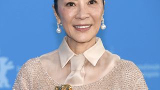 17 ans d’écart : ce couple célèbre fait réagir par cet écart très patriarcal (à sa tête, une grande actrice Oscarisée)