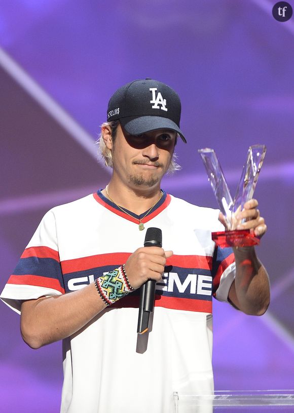 L'ex-compagne du célèbre rappeur français Nekfeu porte plainte contre ce dernier pour violences conjugales et viols. Une information judicaire vient également d'être ouverte à son encontre.