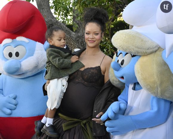 Enceinte, Rihanna a fait une apparition remarquée à l'avant-première des "Schtroumpfs" à Los Angeles, le 13 juillet.