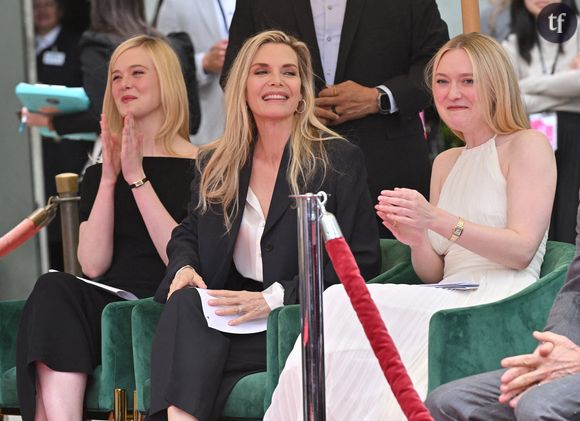 Dakota et Elle Fanning ont fait leurs premiers pas sur grand écran aux côtés de Michelle Pfeiffer dans I Am Sam (2001).