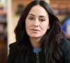 Près d'un demi siècle de différence avec Mélanie Hamrick, compagne de Mick Jagger. Ca fait tout de même une sacrée distance. Bien qu'à Patriarcat-land, pas tant que cela. Leonardo Dicaprio, Brad Pitt, Al Pacino, Robert DeNiro, checkent volontiers le guitariste et parolier face à cet écart fièrement assumé.