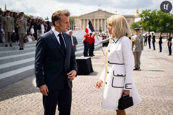 “C’est bien un homme !” : Victime de harcèlement transphobe, Brigitte Macron porte plainte avec Emmanuel Macron mais la haine et les fake news perdurent en ligne