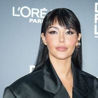 "Sex symbol" : Nabilla, la reine des influenceuses, "sidérante" en maillot de bain sur ces photos de vacances