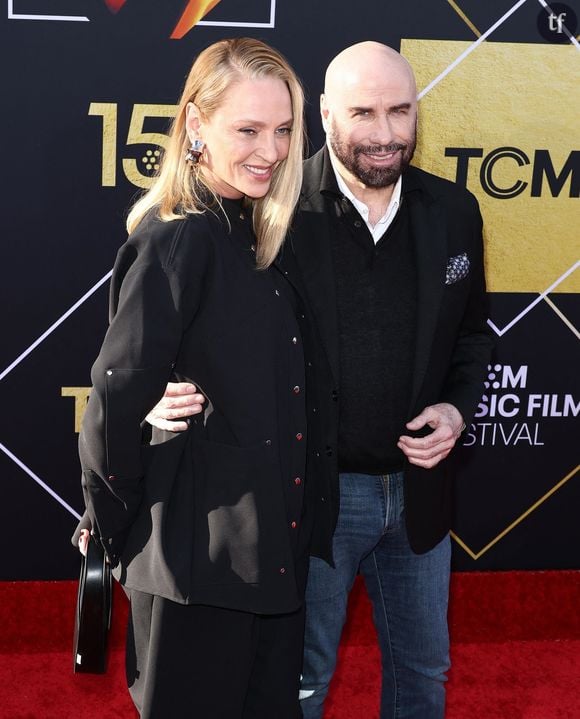 A l'unisson, d'autres s'exclament : "En tant que nana, on a aussi grandi avec ce cinéma. Et le moindre petit personnage féminin un temps soit peu badass devenait notre idole ! Non pas parce qu'elle était vraiment géniale et donnait envie de s'y identifier, mais simplement parce qu'il n'y avait rien d'autre a se mettre sous la dent. Je parle de Sarah Connor, Beatriz, Nikita, Mathilda..... Alors que ce ne sont que des meuf objectivée pour le regard masculin, sexualisée à mort pour la plupart. Mais au final, pas le choix, on avait que ça. Et pareillement pour l'univers des jeux vidéos.".