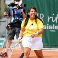 "C'est scandaleux", "Hyper problématique" : cette humoriste imite une lesbienne dans ce sketch "ultra malaisant" qui indigne les internautes