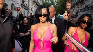 “C’est Marilyn carrément !” : au lit avec Kim Kardashian, le sex symbol “comme on ne l'a jamais vue” sur ces photos "sidérantes"