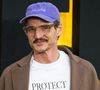 Pour tenter de calmer le harcèlement subit par sa partenaire du petit écran, Pedro Pascal a tenu à poster un selfie pris avec elle sur le tournage.