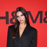 "Si sensuelle" : EmRata pose en lingerie ultra sexy et déclenche les passions sur les réseaux sociaux