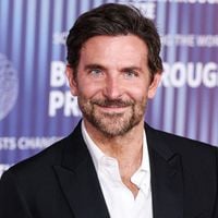 "C'est la journée père-fille !" : les 20 ans d'écart entre Bradley Cooper et sa petite-amie mannequin suscitent la critique