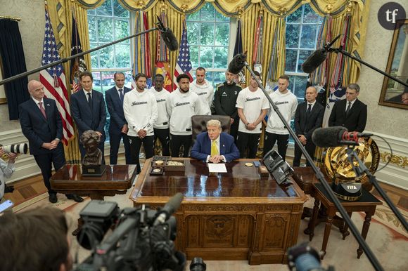 "Elle ne devraient concourir que contre des femmes", a déclaré le président au sujet de l'équipe de foot féminine de la Juventus de Turin.