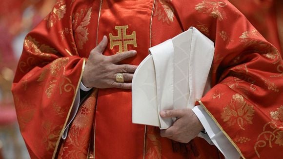 Succession du pape François : pourquoi les femmes ne sont pas papes ?