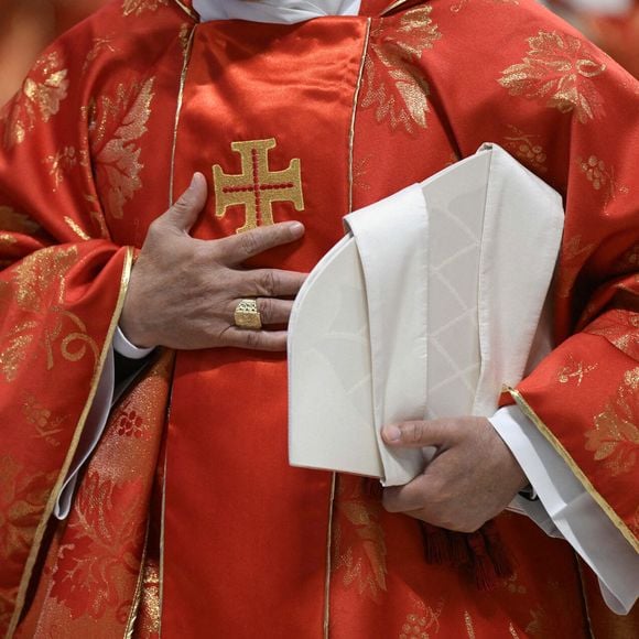 Succession du pape François : pourquoi les femmes ne sont pas papes ?