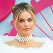 Margot Robbie dévoile son corps post-partum un mois après l'accouchement, et ça fait (encore) réagir