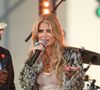 "Dégoûtant", "Elle n'a pas l'air bien" : Jessica Simpson se fait pipi dessus en plein concert et crée le buzz