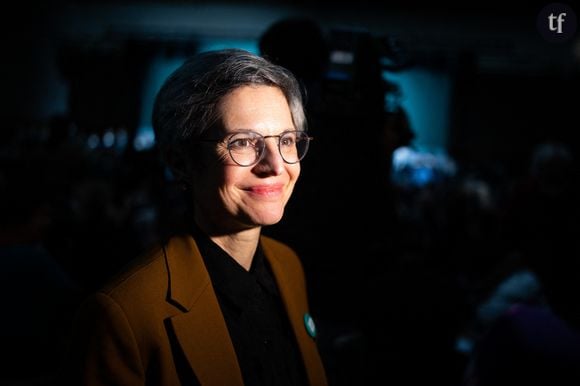 A l'unisson, Sandrine Rousseau affirme ainsi : "Le masculin n'a rien de neutre. C'est pourtant pas compliqué"