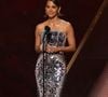 Récemment, l'actrice de 58 ans, seule femme noire oscarisée en tant que Meilleur actrice, s'est confiée sur la façon dont elle a géré les symptômes de la ménopause, notamment la baisse de libido. Dans un épisode du podcast The Tamsen Show, Halle Berry ans a révélé avoir commencé à prendre de la testostérone et constaté des changements sur son corps.