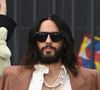 Jared Leto est accusé de viols. Et alors que de nombreuses femmes ont pu témoigner à son sujet, d'autres célèbrent massivement son retour sur le tapis rouge. Comment l'expliquer ? Une situation controversée.