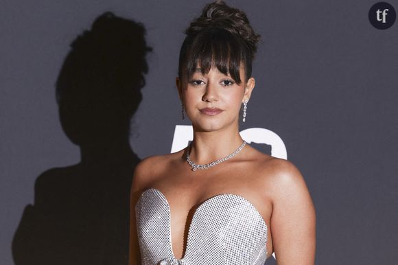 "Je peux me retrouver sur une campagne parce que je vais ramener le côté diversité, affirme Léna. Mais ok je suis femme maghrébine, mais je suis une version maghrébine acceptée par la publicité en France. Je pense vraiment que si j'étais une femme voilée avec des traits ressemblant plus à ce que les Français pensent être rebeu, je n'aurais pas du tout les mêmes opportunité que j'ai aujourd'hui. Il faut aller encore plus loin. C'est bien que j'ai ma place aujourd'hui, mais ce n'est pas suffisant."