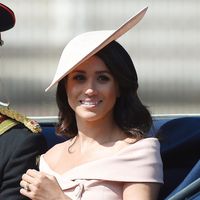 "Elle vit pour les caméras" : Meghan Markle insultée par les internautes suite à la diffusion de ces photos inédites, la star toujours autant harcelée en ligne