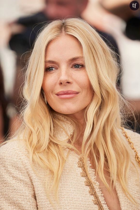 Sienna Miller fustige dans la presse l’archétype sexiste de la “cougar”. 

En couple avec un homme plus jeune, elle dénonce la stigmatisation qu’elle a pû subir et dont elle souffre encore actuellement. Alors que l’inverse est parfaitement accepté par la société : un homme dont les “conquêtes” font parfois office de sérieuses cadettes, et l’on ne parle pas seulement de Leonardo Dicaprio.