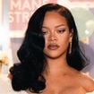 "Un corps de rêve" : enceinte, Rihanna, enflamme Internet en dévoilant son fessier en tanga