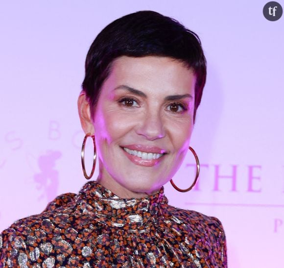 "Sublime", "Beauté naturelle" Cristina Cordula en bikini à 61 ans sidère les internautes.