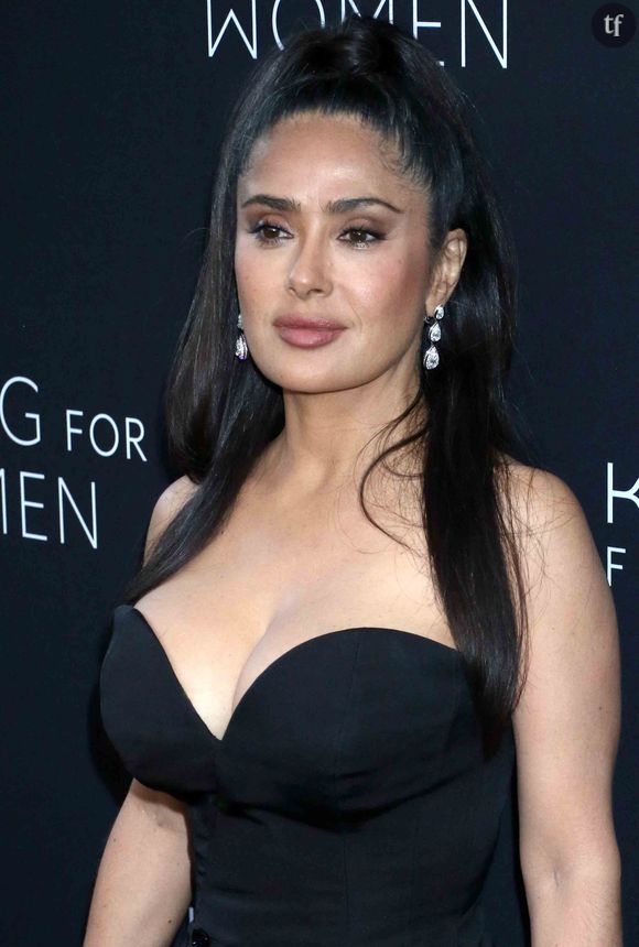 « La plus belle femme du monde », « Spectaculaire comme toujours, et aussi sympathique », « Incroyable comme cette femme a l'air jeune et belle », « Comme elle est toujours belle »,