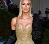 Elle dénonce face aux caméras dans son émission familiale The Kardashians : "Bon sang, ça confirme à quel point on est différents et à quel point on s'est éloignés lui et moi, c'est tellement flippant et bizarre de faire ça, c'est juste bizarre et dégoûtant".