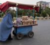 Trois ans après le retour au pouvoir des Talibans à Kaboul, ONG et défenseurs des droits humains s'inquiètent toujours plus du pays le plus répressif au monde à l'égard des femmes.