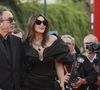 “Elle change de mec comme de culotte : Monica Bellucci séparée de Tim Burton, elle se fait attaquer par les haters