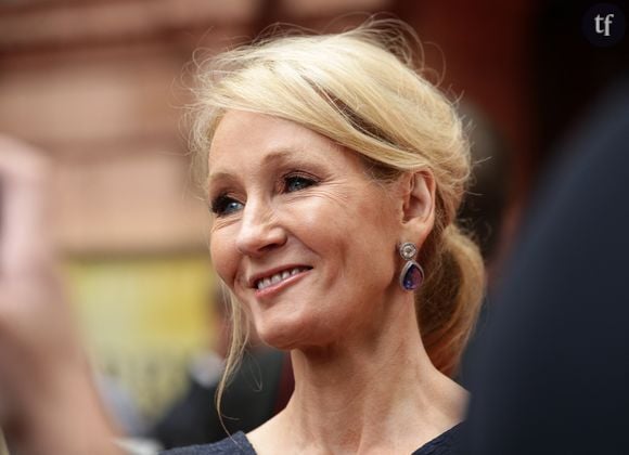 Harry Potter : malgré les accusations de transphobie, JK Rowling est vraiment impliquée dans la série