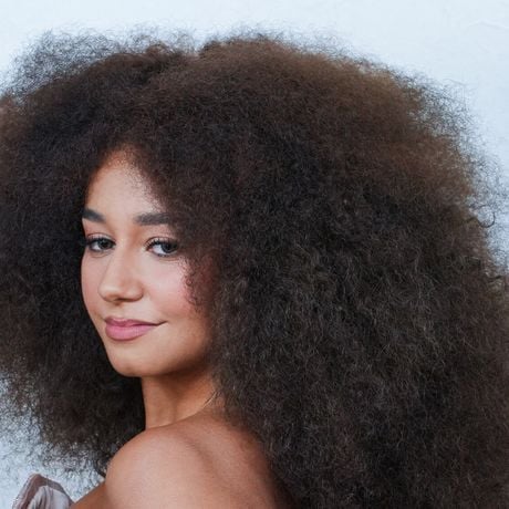 “On peut pas la défendre” : Lena Situations en plein bad buzz après ces photos controversées, ses fans sont divisés