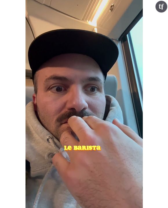 L'humoriste à retrouver au Palais des Glaces en one man show a décidé, pour mieux vivre sa parentalité et mieux transmettre, de s'allonger pour la première fois de sa vie sur le divan. Et partage volontiers ce que l'on peut interpréter comme une évocation de ses propres souvenirs de jeunesse : "En fait, je ne veux pas devenir ce père de famille qui pète un câble pour aucune raison dans sa bagnole".