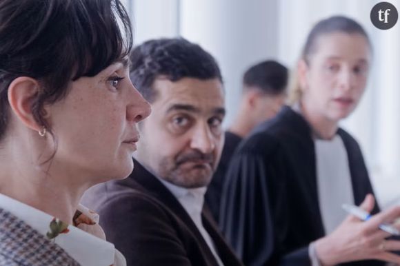 "Aujourd'hui, Alice se retrouve devant un juge et n'a pas le droit à l'erreur. Elle doit défendre ses enfants, dont la garde est remise en cause. Pourra-t-elle les protéger de leur père avant qu'il ne soit trop tard ?", tel que le détaille du synopsis de nos confrères d'Allociné.