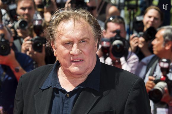 Des accusations qui n’ont pas l’air de choquer sur les réseaux sociaux : “Quand tu soutiens Depardieu c'est pas étonnant”, “Ah bah c’est pour ça qu’il avait signé La Tribune pour Depardieu”, “Il soutenait Gérard qui est surpris même”, “On devrait checker toutes les personnes qui ont signé la tribune de soutien pour Depardieu, ça ferait un sacré tri.”.