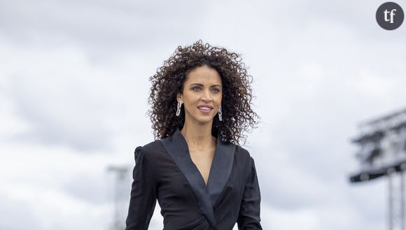 Noémie Lenoir, qui révèle être tombée en dépression à l'âge de 28 ans, revient également sur sa tentative de suicide, en 2010. Un sujet qu'elle avait déjà évoqué par le passé dans les médias. "Je me détestais. Comme je disais, vous pouvez supposée être votée plus belle femme du monde, à l'intérieur, j'étais, pour moi, la plus horrible femme du monde. Je me sentais inutile. Et l'alcool a vraiment appuyé cette sensation où je me sentais nulle", confesse-t-elle.