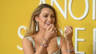 Blake Lively vs Justin Baldoni : cette féministe controversée qui célèbre "ses orgasmes" s'en prend à l'actrice polémique de Gossip Girl