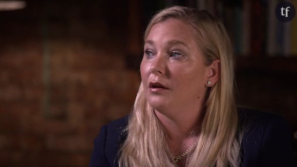 Si certains mettent à nouveau en doute la parole de la victime, d'autres crient au complot et pensent que l'accident de la route est "un coup monté" du Prince Andrew.