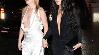 "Méconnaissable" : cette chanteuse sulfureuse pose nue, les fans regrettent “des photos beaucoup trop retouchées”