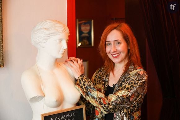 Maia Mazaurette est sans chichis et c'est pour cela que les téléspectateurs de Quotidien apprécient autant la chroniqueuse sexo. Dans sa dernière émission, elle dévoile son jardin secret et confesse avoir déjà couché avec un invité.