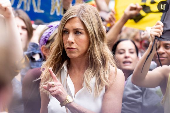 Jennifer Aniston en danger au sein de sa propre propriété ? La star de Friends témoigne des agissements brutaux d'un harceleur voyant en elle "l'amour de sa vie".