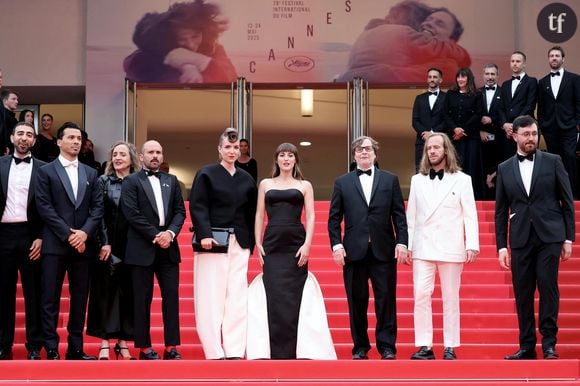 L'actrice dénonce l'attitude plus que déplacée de Jean Rochefort lors de leurs collaborations d'antan.