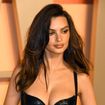"Les mecs hétéros ? J'ai arrêté, ou alors juste pour m'amuser" :  Emily Ratajkowski fait la grève des hommes et célèbre l'amour entre femmes