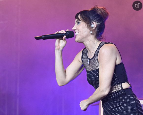 "Quand je buvais, je mordais les gens" : accro à l'alcool, Zaz revient sur son addiction