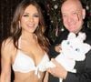Elizabeth Hurley a la soixantaine, et cela sidère ses fans, qui voient en elle la jeunesse éternelle. Preuve en est à leurs yeux, cette apparition sulfureuse et sexy sur le tapis rouge, où la star éblouit dans un bikini blanc très glamour.