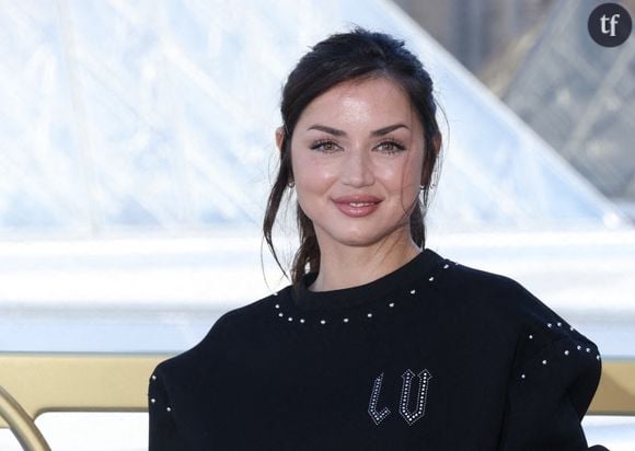 "Elle a tellement maigri", "Hollywood détruit les femmes" : Ana de Armas révèle sa maigreur et choque Internet