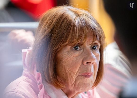 "Quand mes avocats ont dit que je m'opposais au huis clos, j'ai vu leur regard changer', dit-elle au sujet des accusés qui ont, depuis, tous été condamnés.